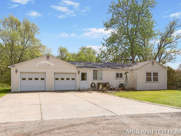 2756 Beeline Road, Holland, MI 49424