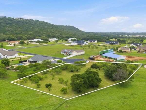 104 Round Up CIR, Burnet, TX 78611
