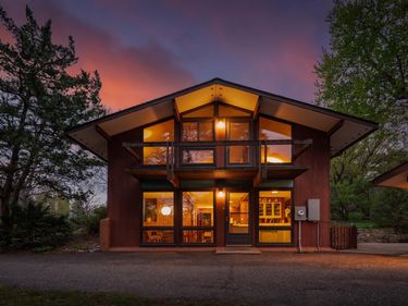 3135 Asbury Street, Arden Hills, MN 55112