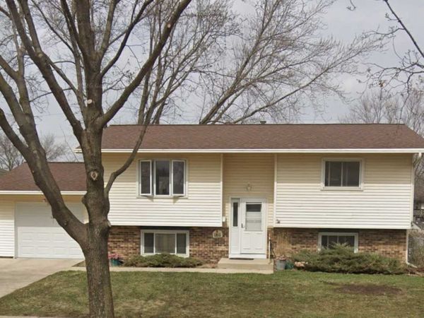 1811 43rd Street NW, Rochester, MN 55901