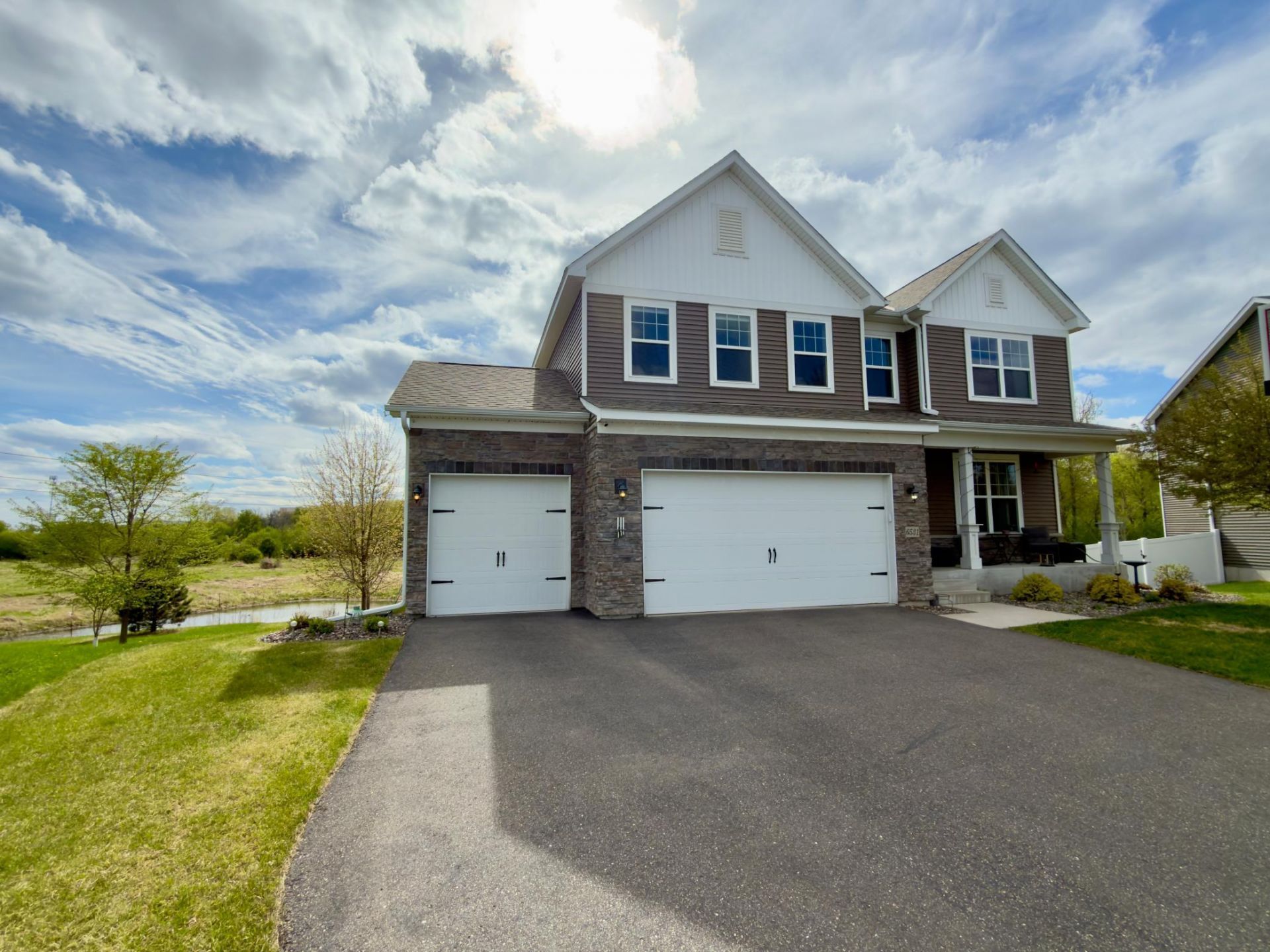 6531 102nd Avenue N, Brooklyn Park, MN 55445
