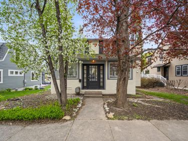 35 Center Street, Excelsior, MN 55331