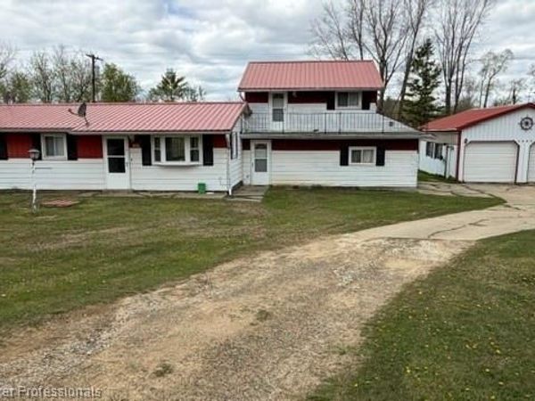 3595 Hutchinson Road, North Branch Twp, MI 48461