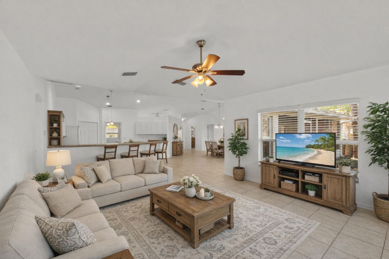 619 Carnival Terrace, Sebastian, FL 32958 Photo
