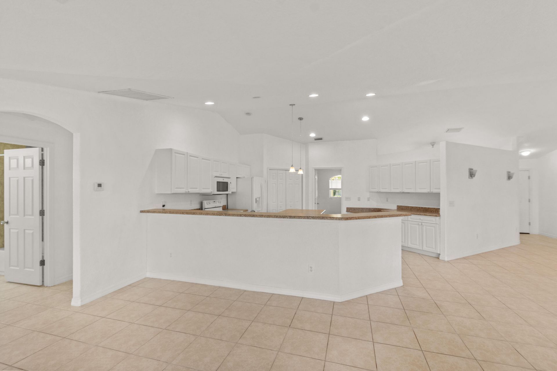 619 Carnival Terrace, Sebastian, FL 32958 Photo