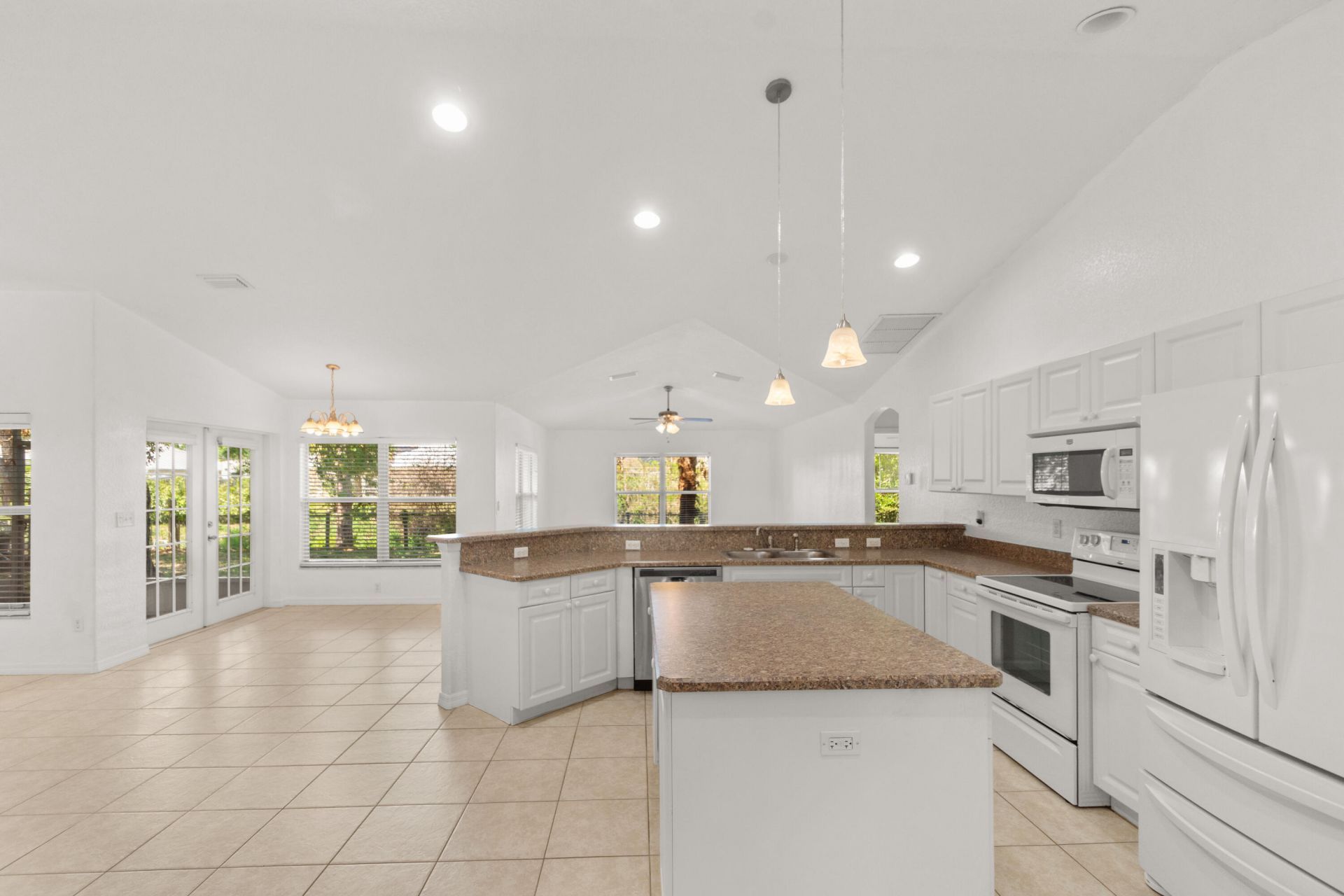 619 Carnival Terrace, Sebastian, FL 32958 Photo
