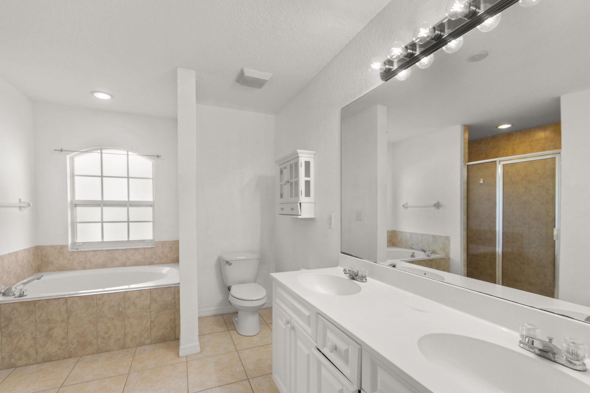 619 Carnival Terrace, Sebastian, FL 32958 Photo