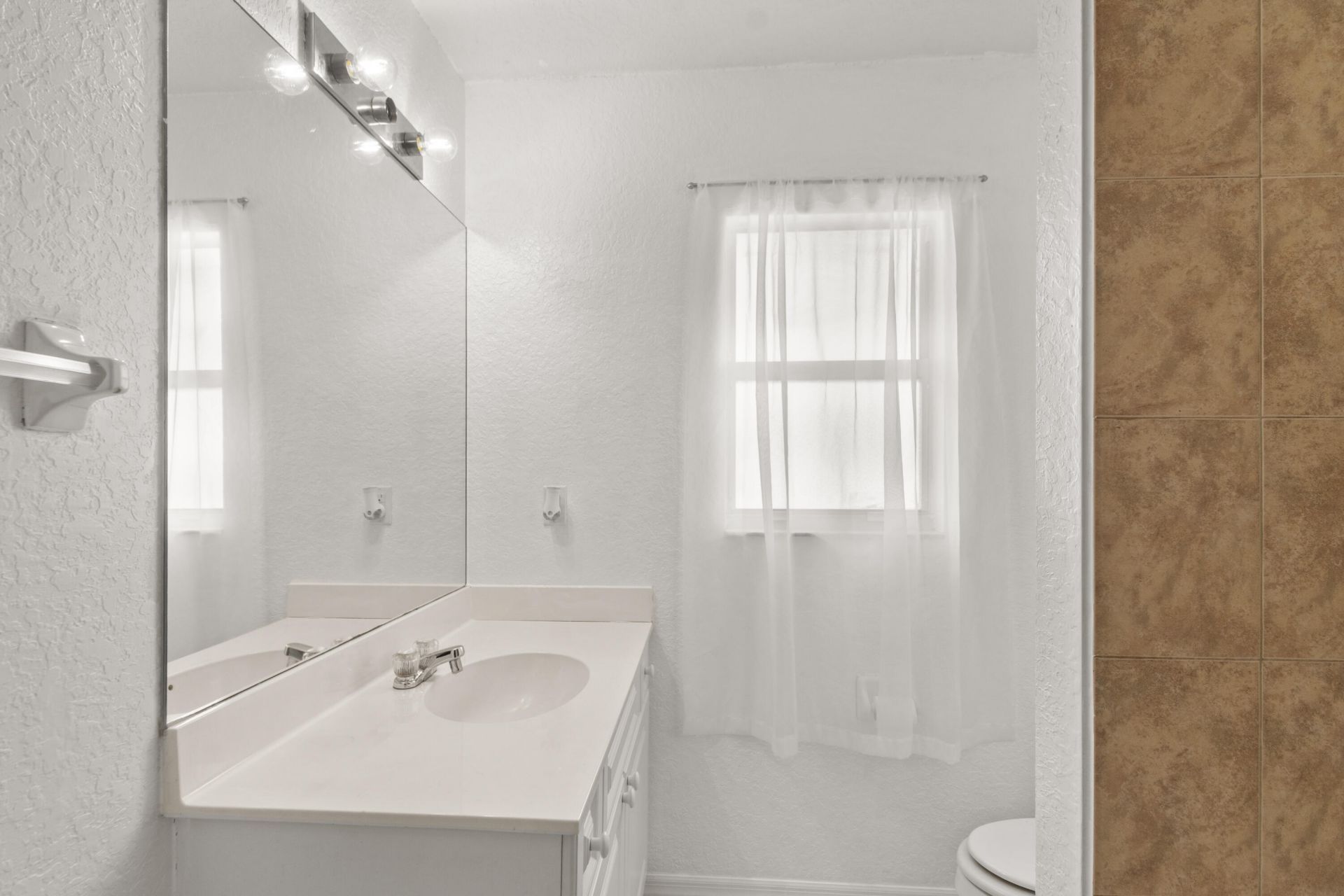 619 Carnival Terrace, Sebastian, FL 32958 Photo