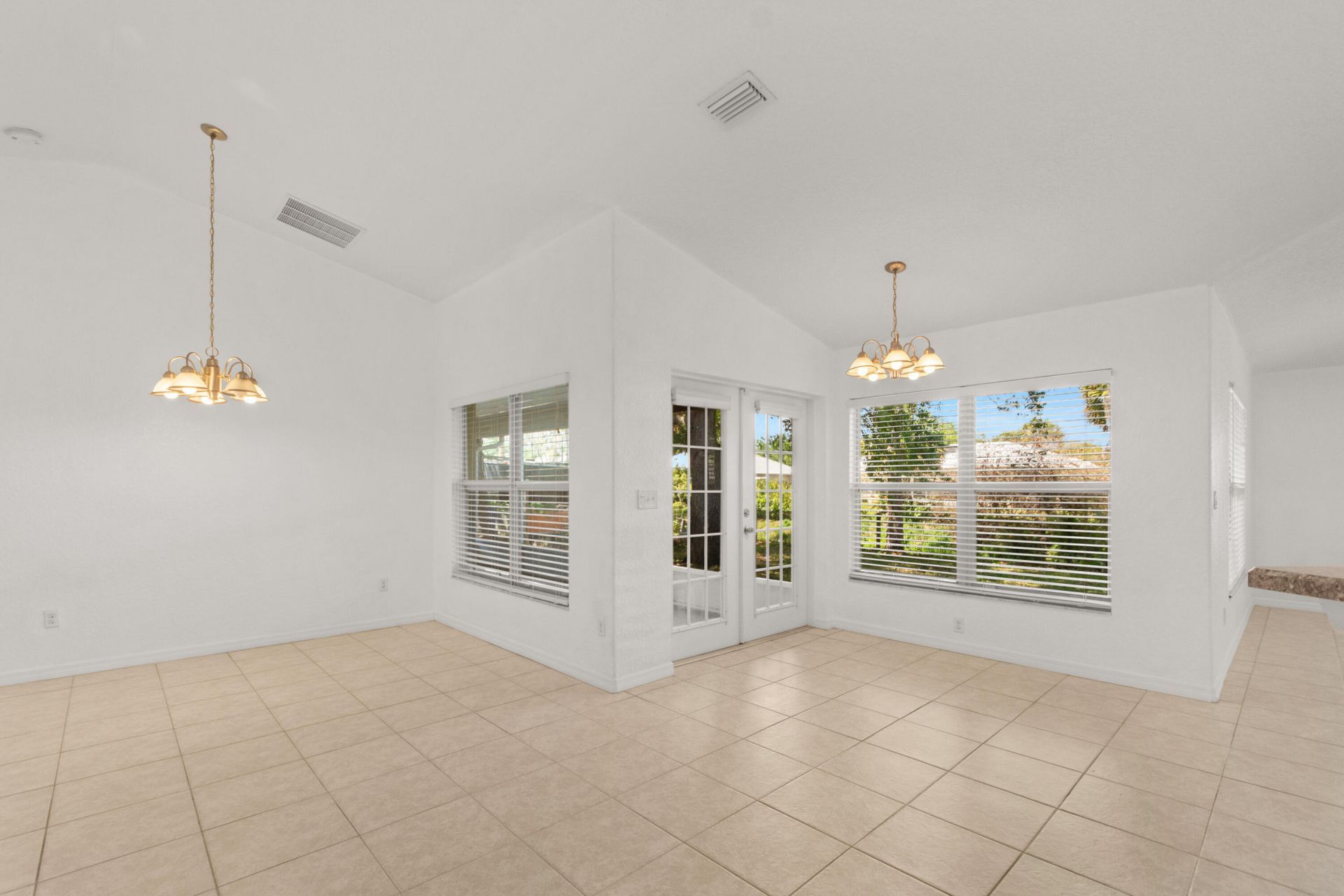 619 Carnival Terrace, Sebastian, FL 32958 Photo