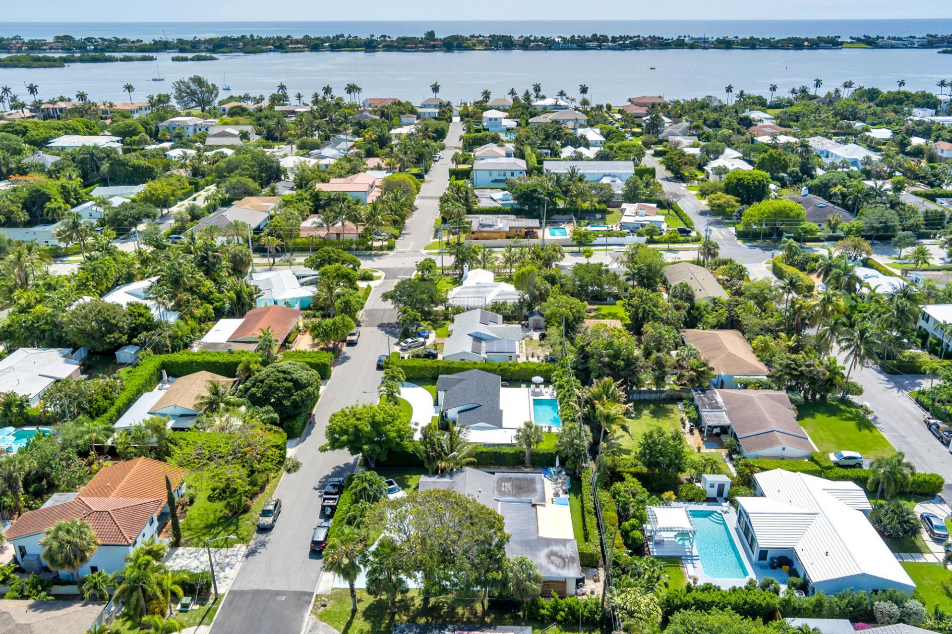 320 Linda Lane, West Palm Beach, FL 33405 Photo