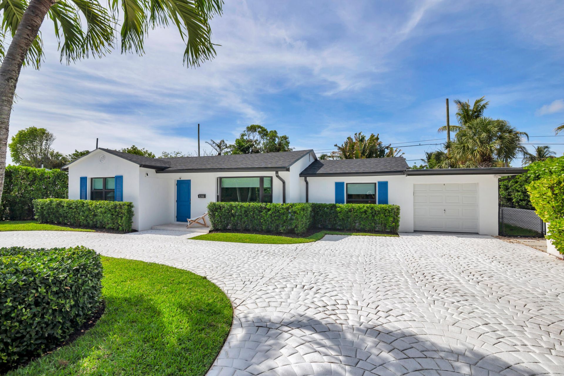 320 Linda Lane, West Palm Beach, FL 33405 Photo