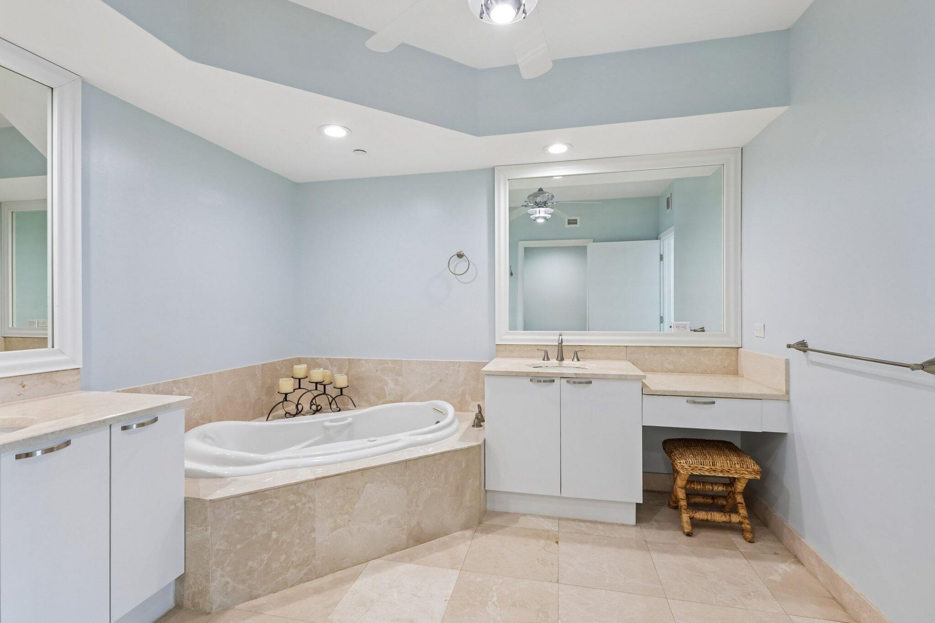 2650 Lake Shore Drive, Unit 1202, Riviera Beach, FL 33404 Photo