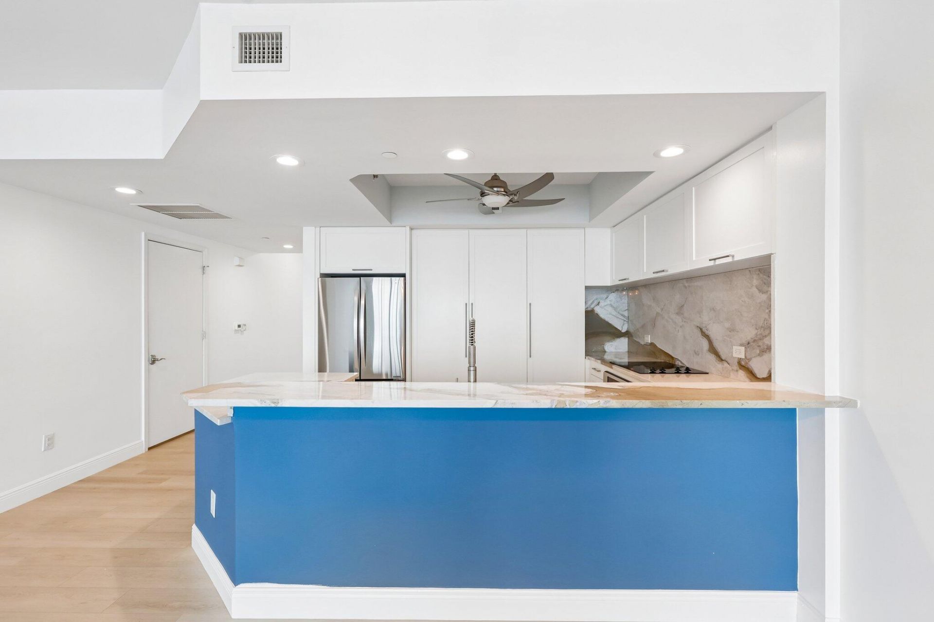 2650 Lake Shore Drive, Unit 1202, Riviera Beach, FL 33404 Photo