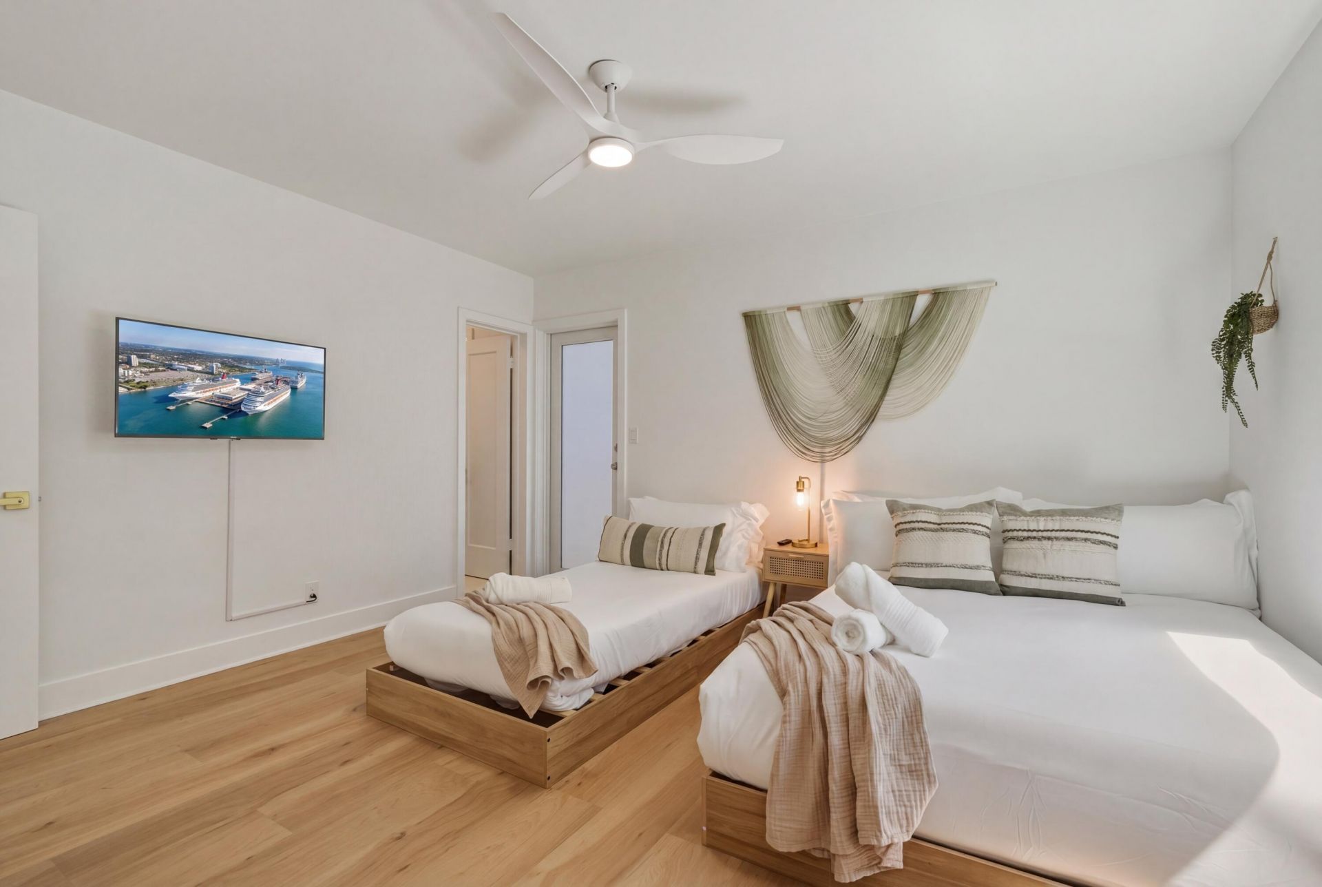 610 NE 16th Terrace, Fort Lauderdale, FL 33304 Photo