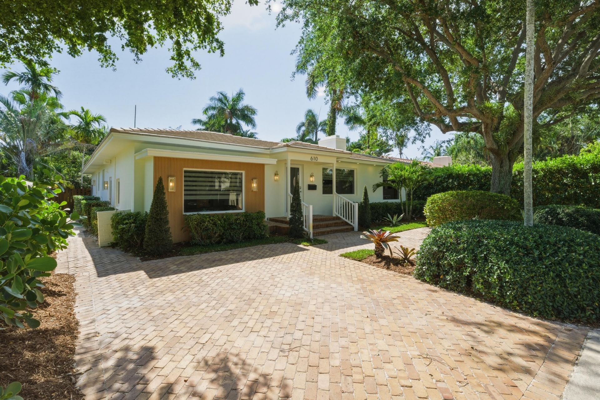 610 NE 16th Terrace, Fort Lauderdale, FL 33304 Photo