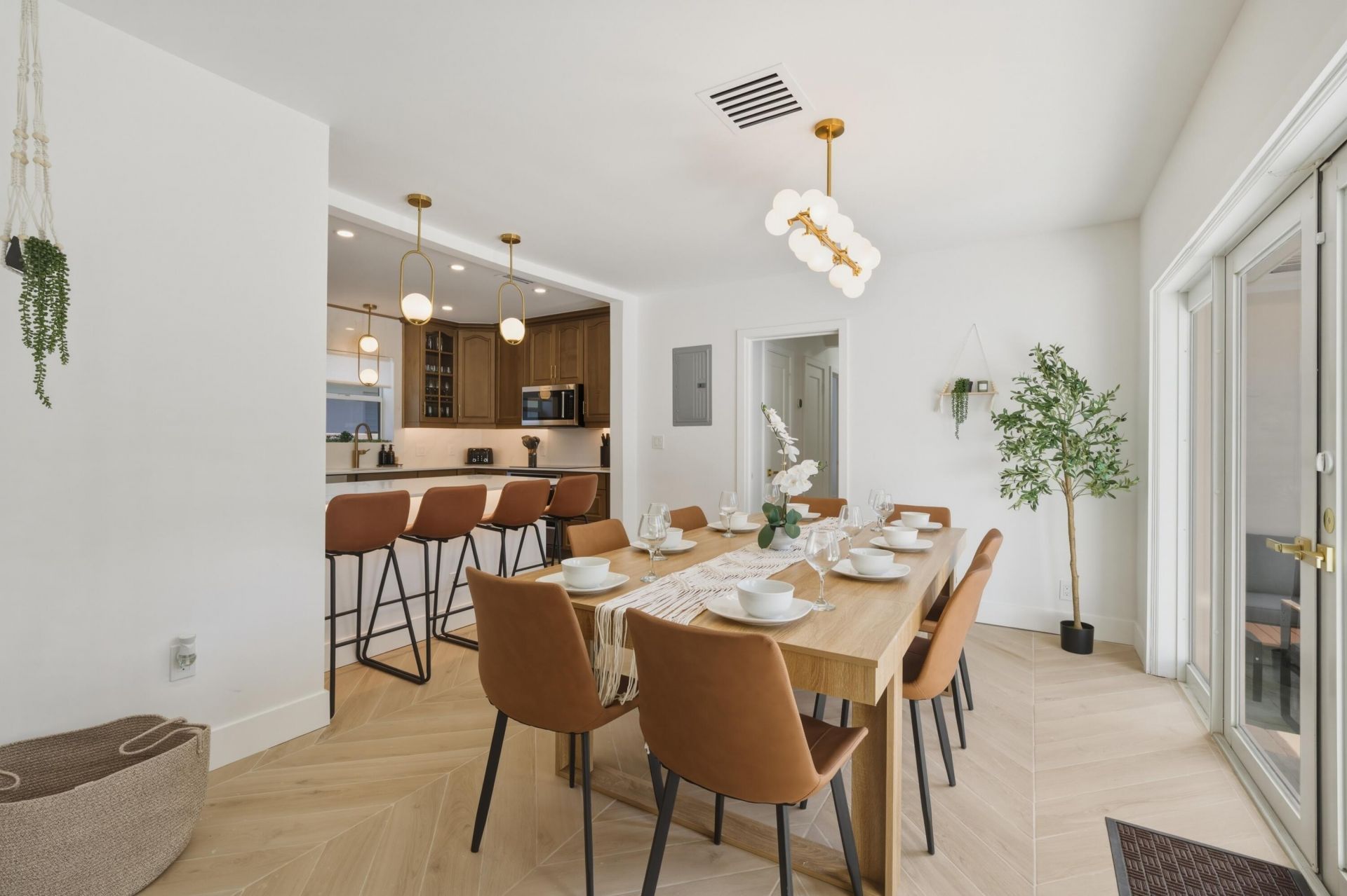 610 NE 16th Terrace, Fort Lauderdale, FL 33304 Photo