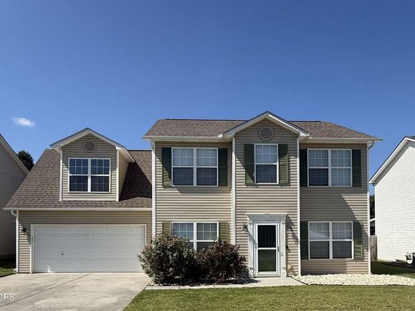 7847 Dawnview Rd, Powell, TN 37849