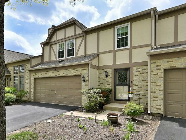 1475 Garnet Circle , Hoffman Estates, IL 60192