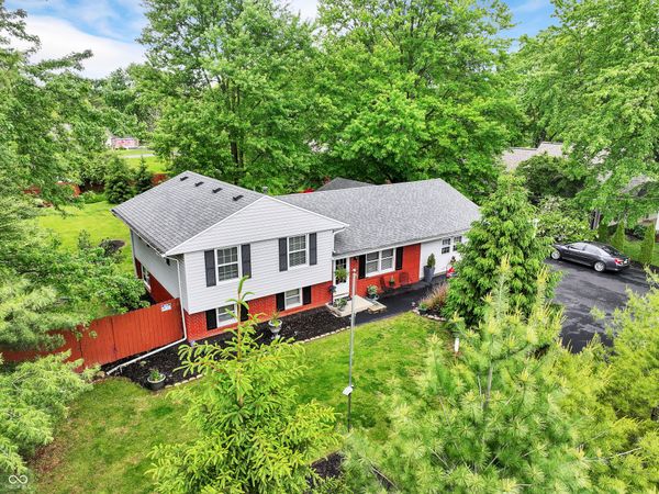 1570 Apple Street , Greenfield, IN 46140