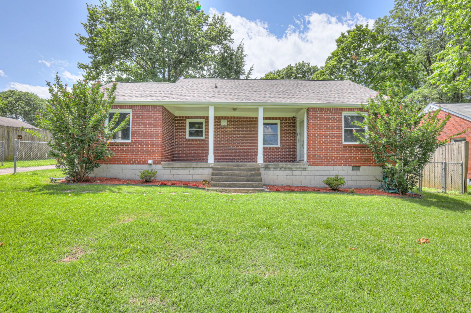 208 Walnut Hill Dr, Nashville, TN 37214 Main Photo