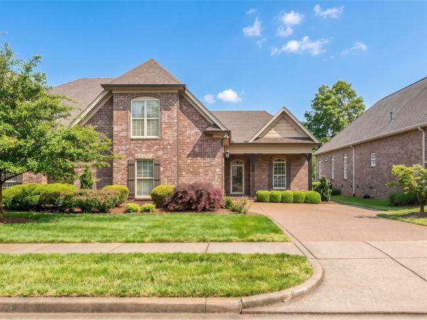 158 Tara Ln , Goodlettsville, TN 37072