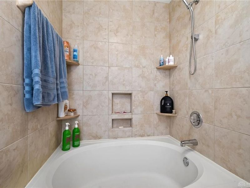 1024 Decker Drive, Miamisburg, OH 45342 Photo 31