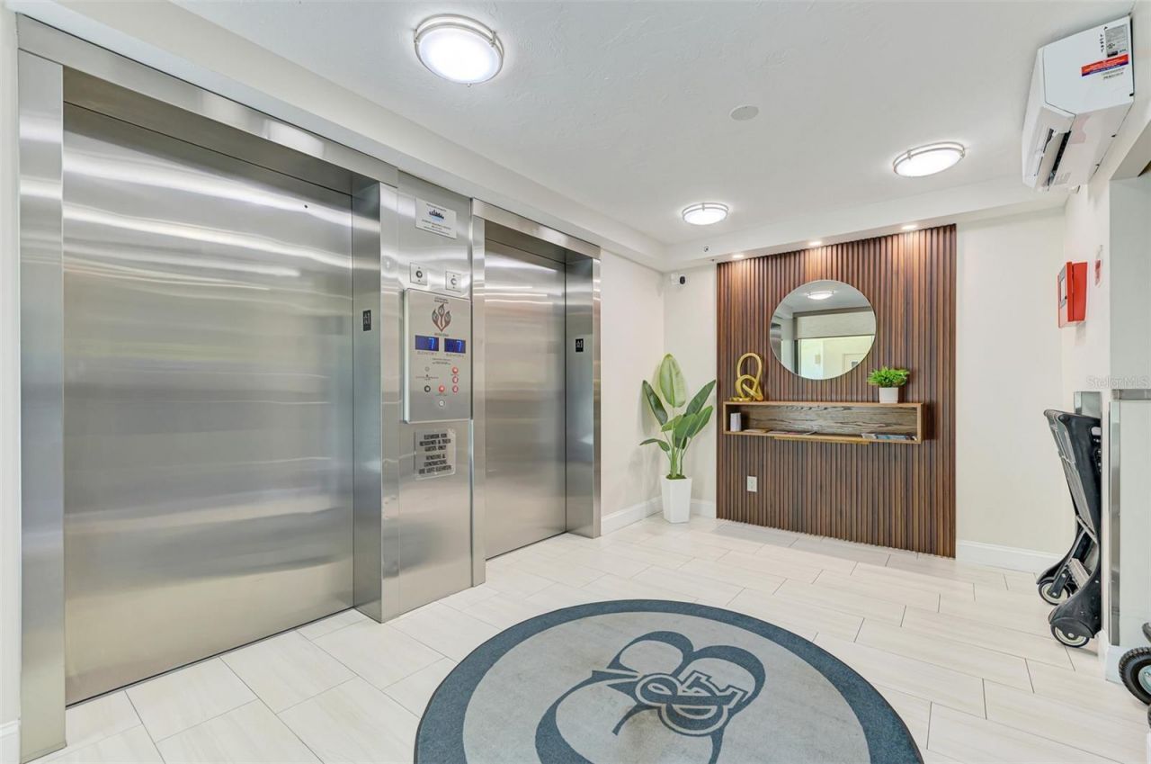 5790 Midnight Pass Road, Unit 209, Sarasota, FL 34242 Photo