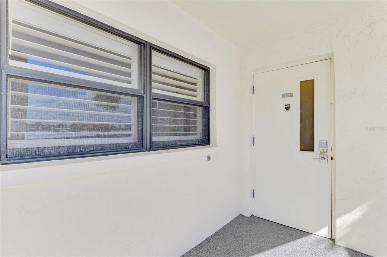 5790 Midnight Pass Road, Unit 209, Sarasota, FL 34242 Photo