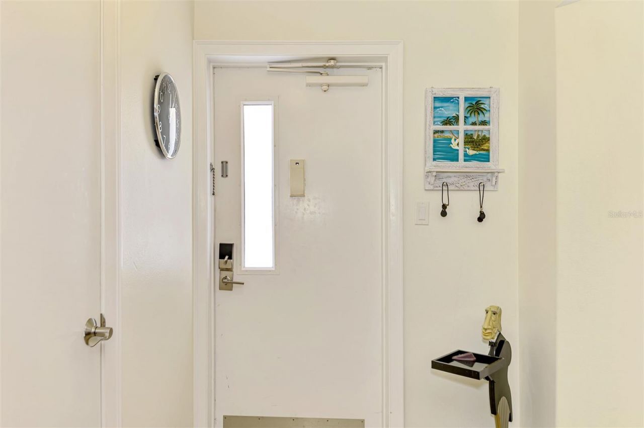 5790 Midnight Pass Road, Unit 209, Sarasota, FL 34242 Photo