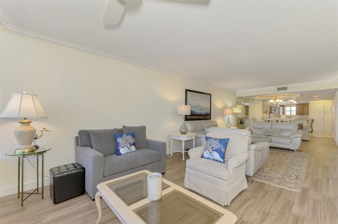 5790 Midnight Pass Road, Unit 209, Sarasota, FL 34242 Photo