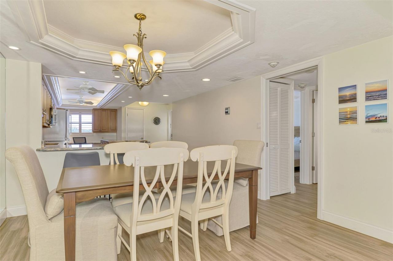 5790 Midnight Pass Road, Unit 209, Sarasota, FL 34242 Photo