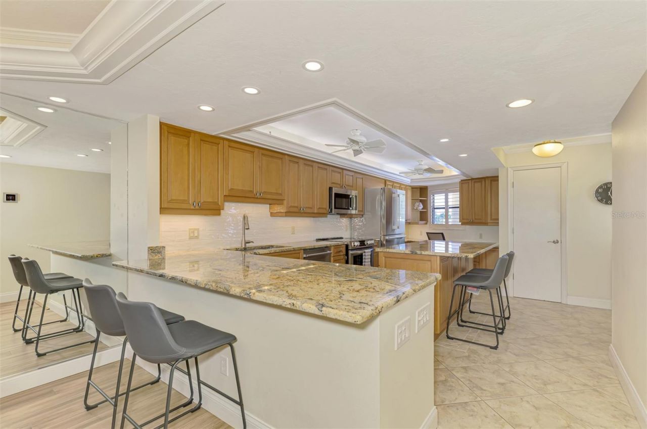5790 Midnight Pass Road, Unit 209, Sarasota, FL 34242 Photo