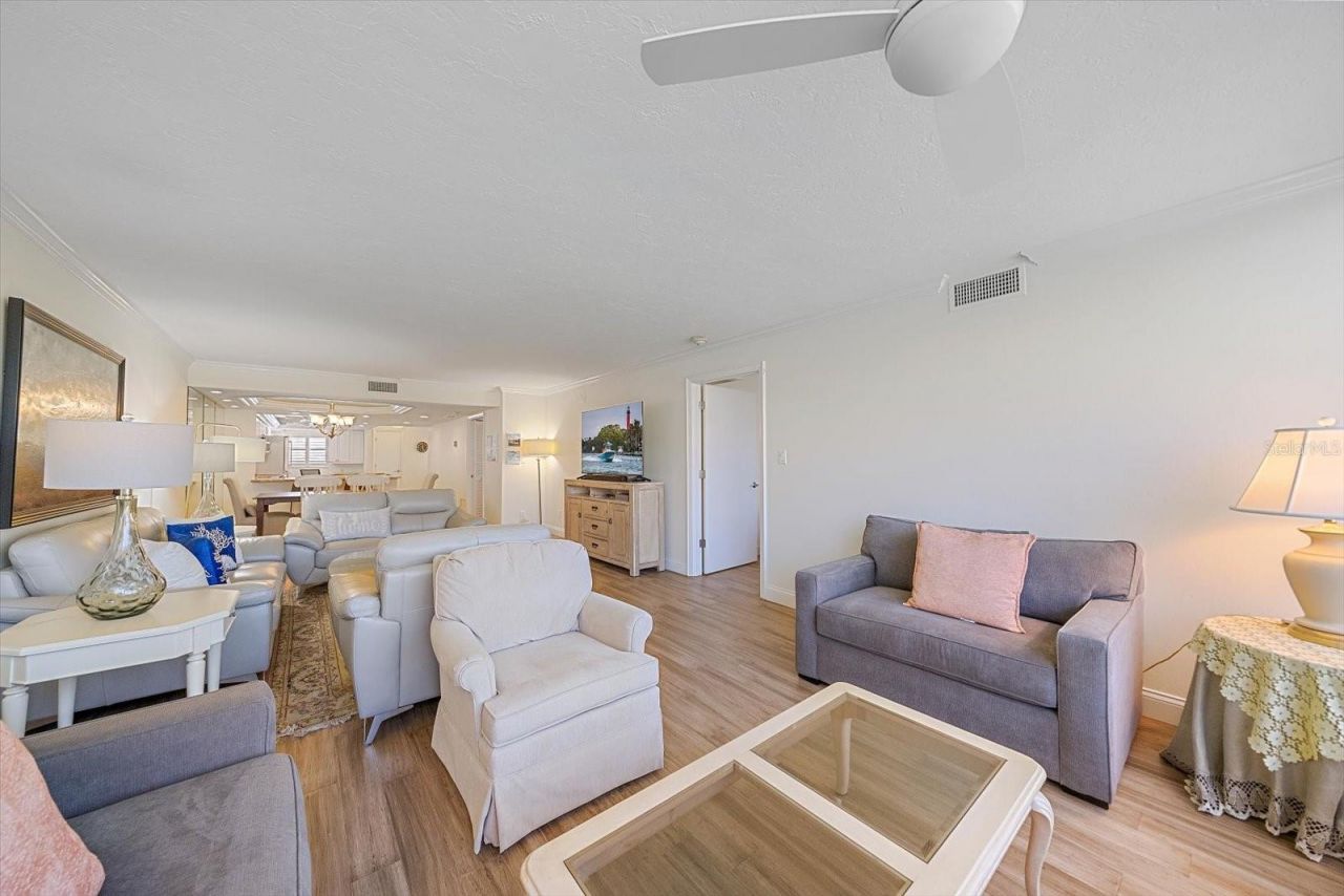5790 Midnight Pass Road, Unit 209, Sarasota, FL 34242 Photo