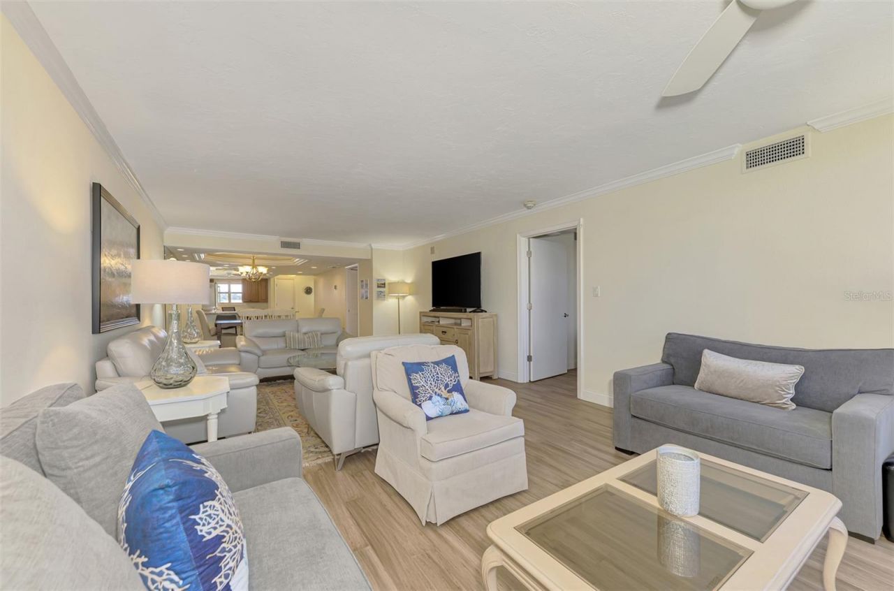 5790 Midnight Pass Road, Unit 209, Sarasota, FL 34242 Photo