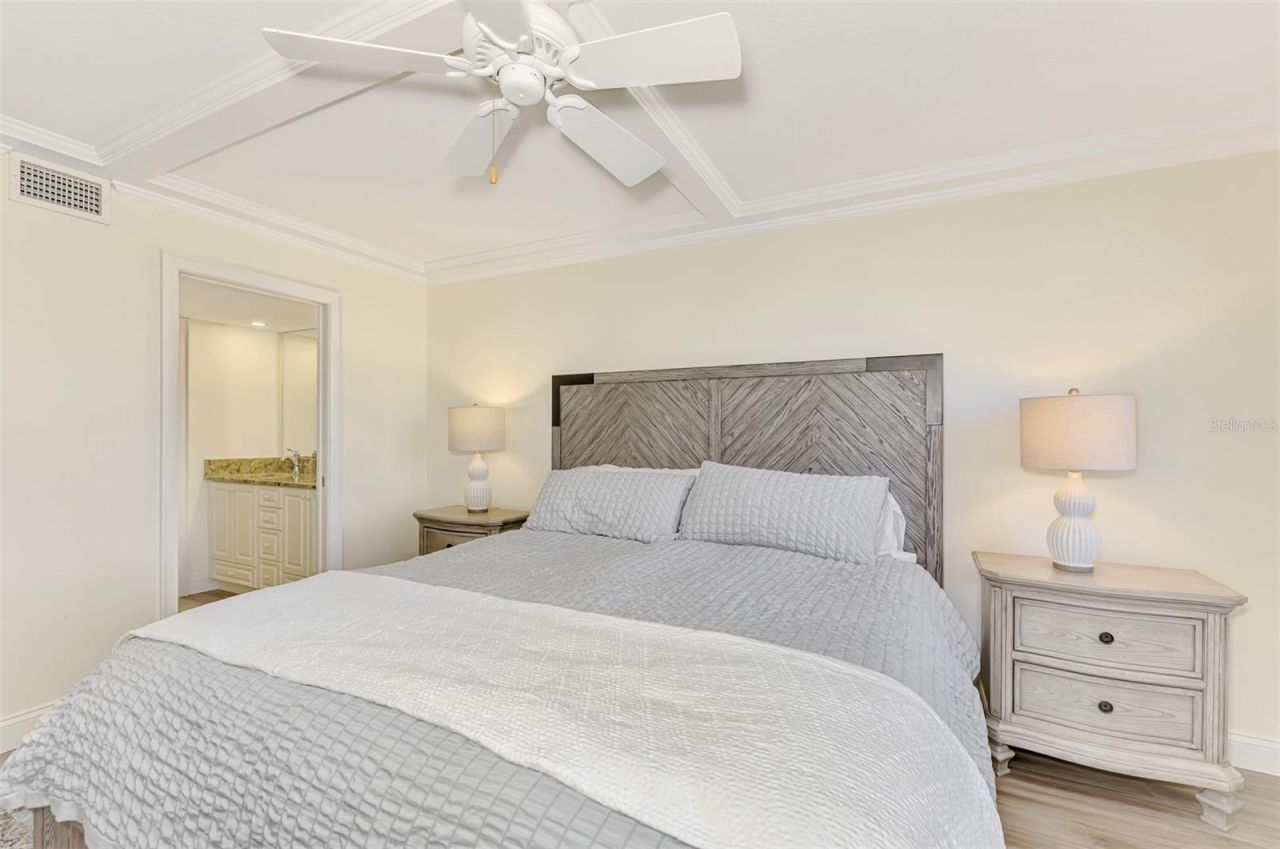 5790 Midnight Pass Road, Unit 209, Sarasota, FL 34242 Photo