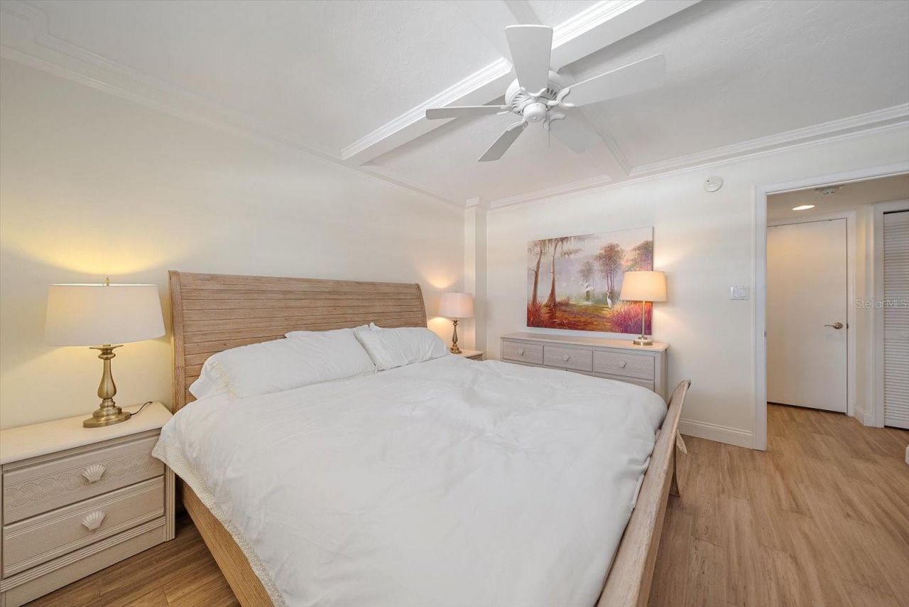 5790 Midnight Pass Road, Unit 209, Sarasota, FL 34242 Photo