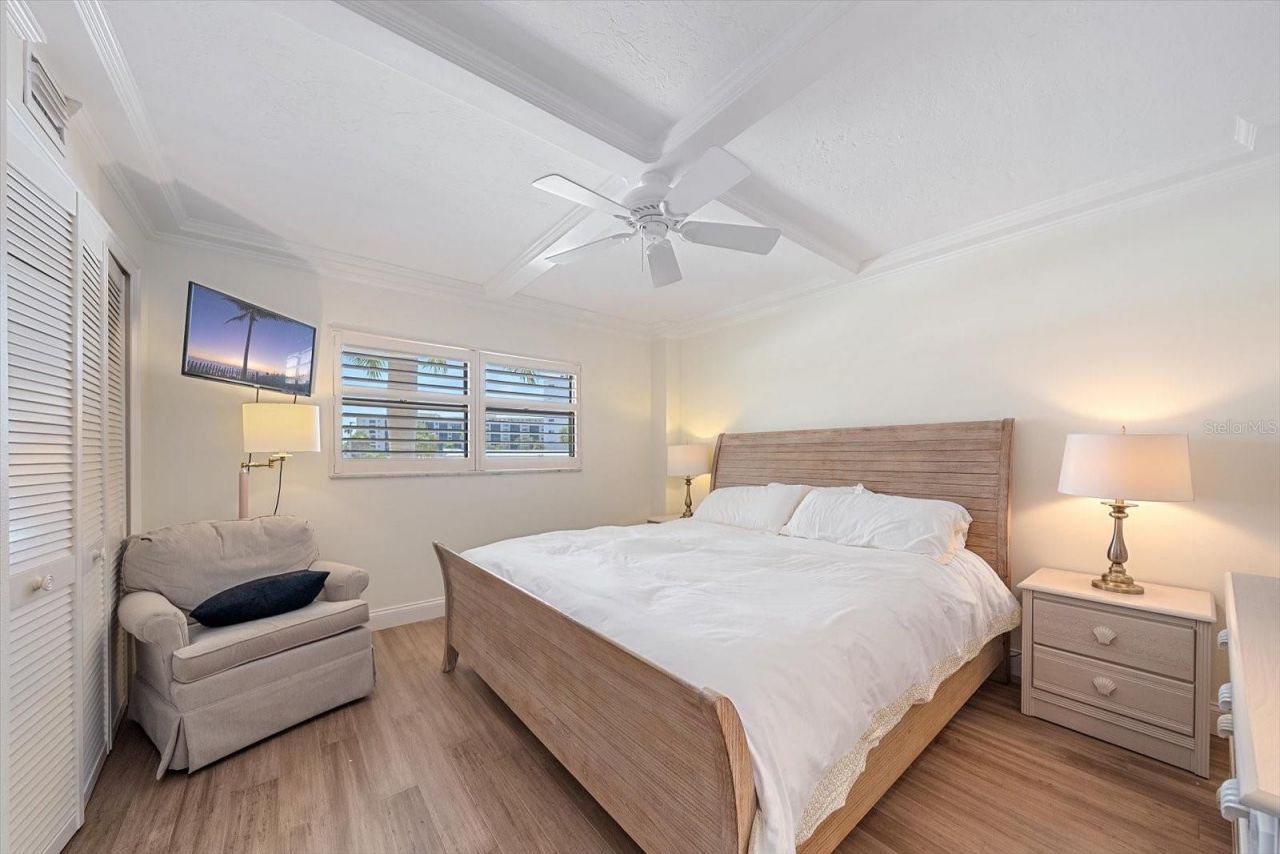 5790 Midnight Pass Road, Unit 209, Sarasota, FL 34242 Photo