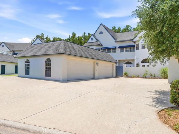18740 WIMBLEDON CIRCLE , LUTZ, FL 33558