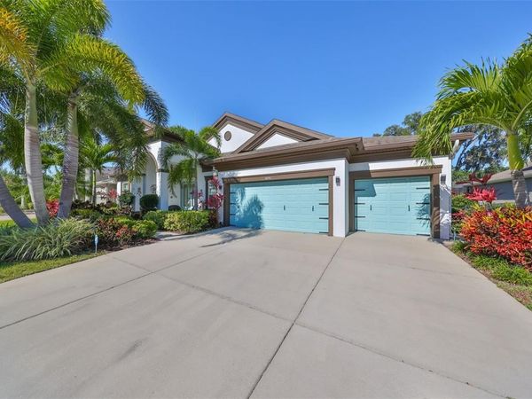 6646 PARK STRAND DRIVE , APOLLO BEACH, FL 33572