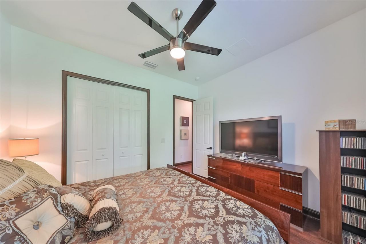 6646 Park Strand Drive , Apollo Beach, FL 33572 Photo