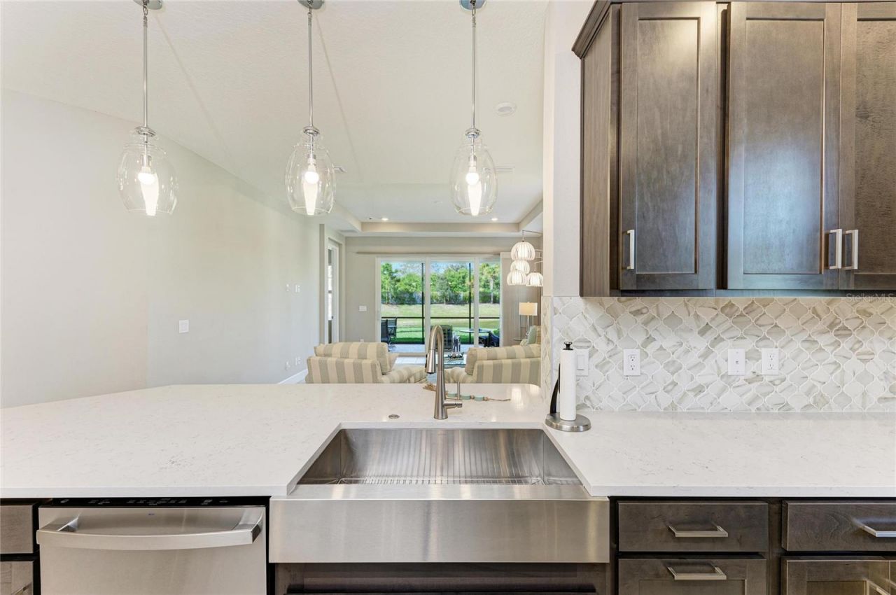 6017 Mesa Glen , Bradenton, FL 34203 Photo