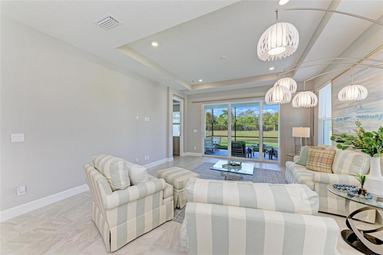 6017 Mesa Glen , Bradenton, FL 34203 Photo