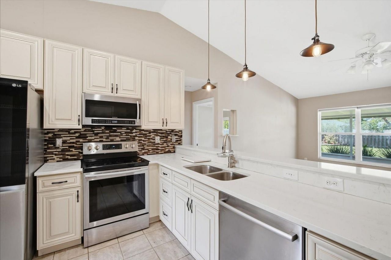 11609 4th Avenue E, Bradenton, FL 34212 Photo