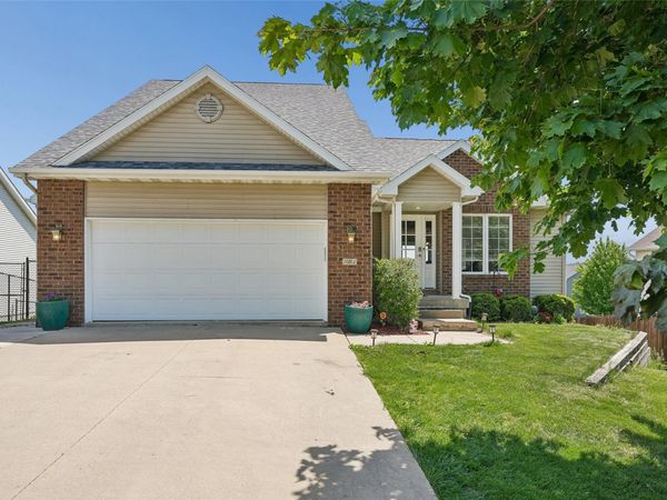 302 N 15th Street, Indianola, IA 50125