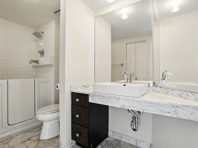 155 W Main Street , Unit 1105, Columbus, OH 43215 Photo 25