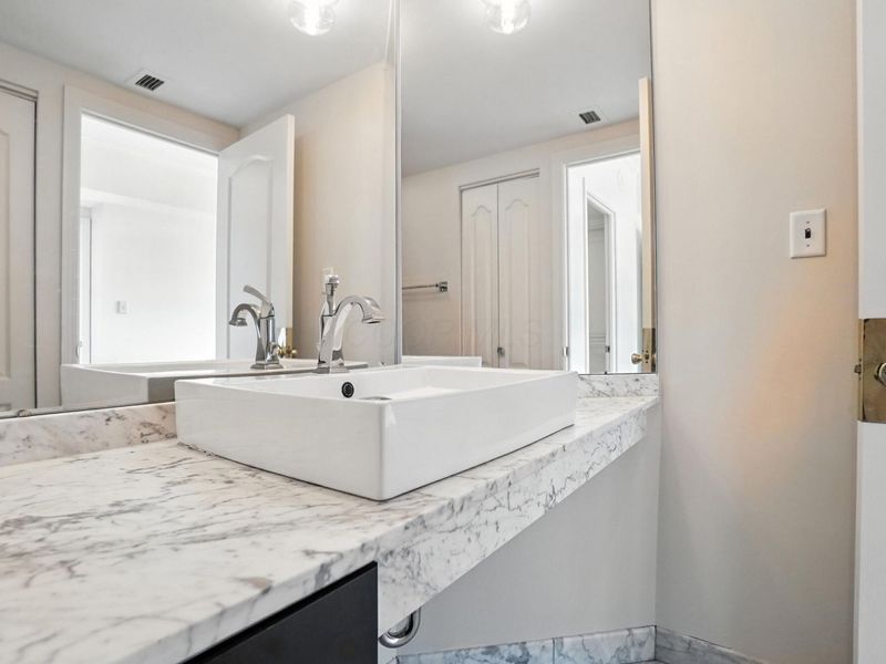 155 W Main Street , Unit 1105, Columbus, OH 43215 Photo 26