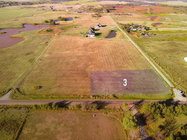 3 Waterloo , Cashion, OK 73016