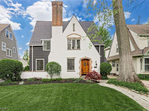 3306 Grenway Road, Shaker Heights, OH 44122