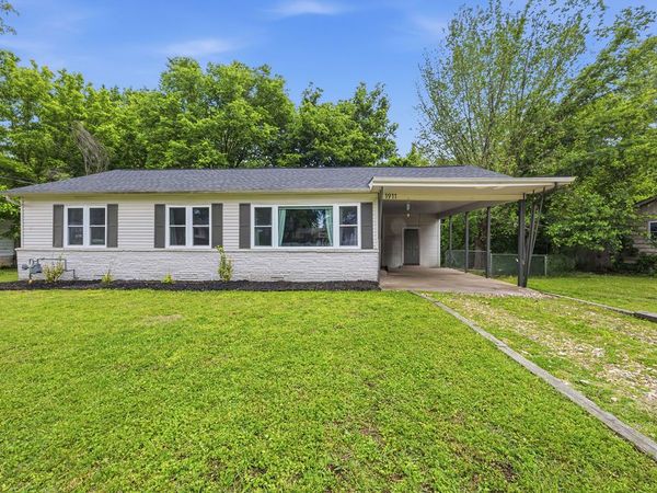 1911 W Lawson Street, Fayetteville, AR 72703