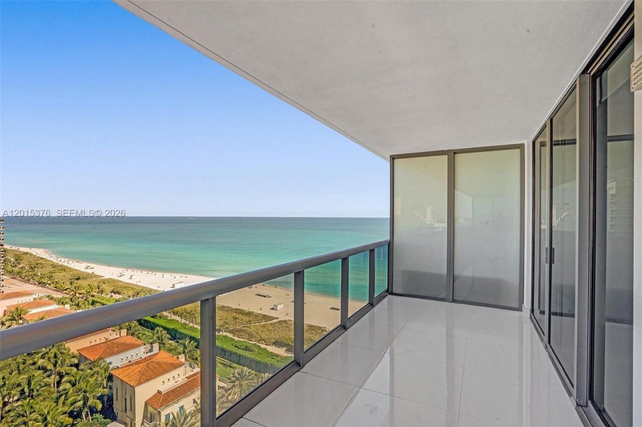 5875 Collins Ave , Unit 1803, Miami Beach, FL 33140 Photo